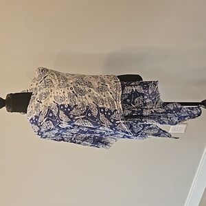 White and Blue Floral PrintWrap Scarf